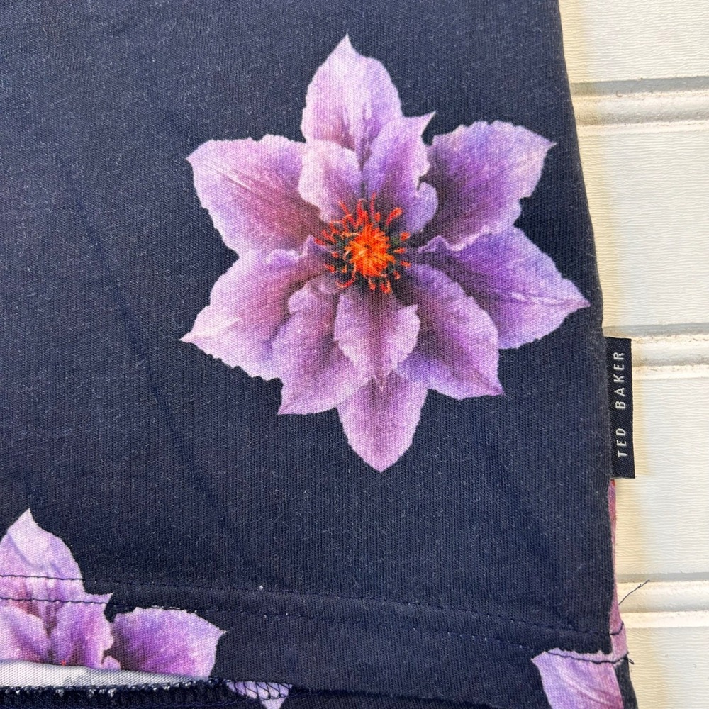 Ted Baker Nelso Floral Polo Shirt Mens 4 (US Large) Navy Purple MMB NELSO TC9M - Picture 4 of 13